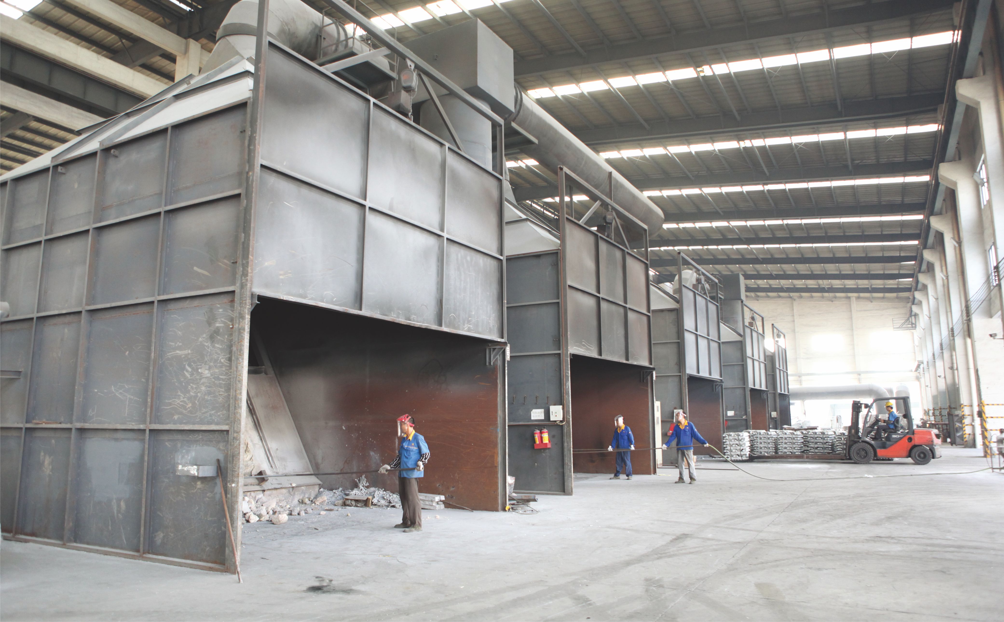 mg冰球突破铝业熔铸车间获国家人力资源社会包管部表扬