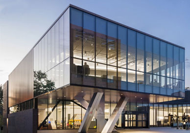 剖析玻璃幕墙的优弱点，，，，值得一看！