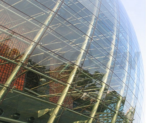 修建幕墙里的全玻幕墙相关知识-mg冰球突破铝业