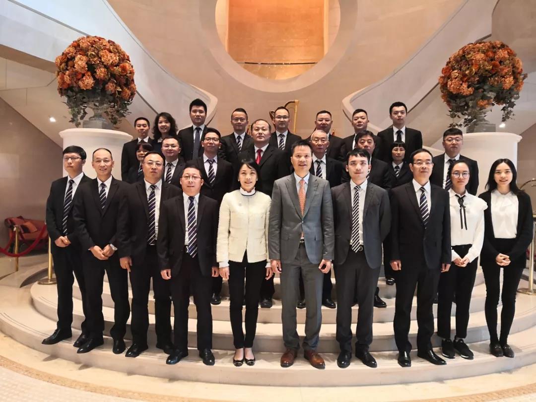 【mg冰球突破动态】mg冰球突破铝业集团2019年度高管总结聚会圆满竣事！