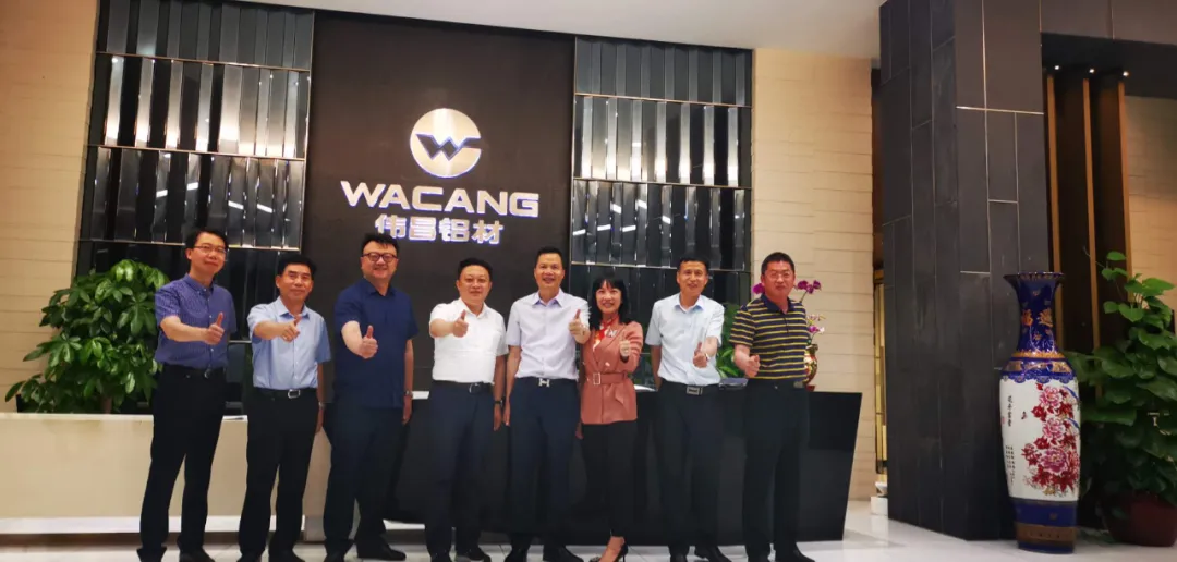 江苏省沛县人民政府考察团一行莅临我司指导事情